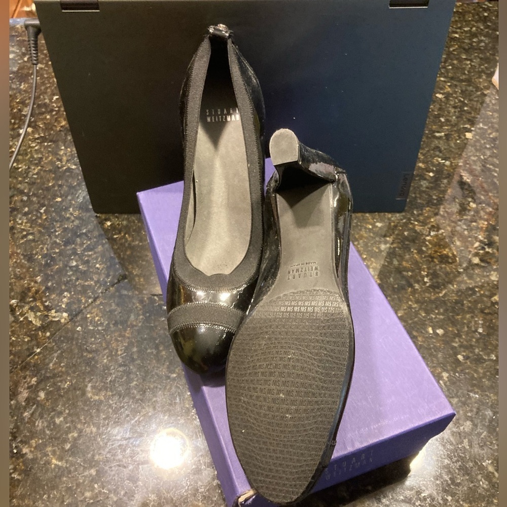 Stuart Weitzman Black Patent Pumps - 10.5 Like New - Picture 12 of 12